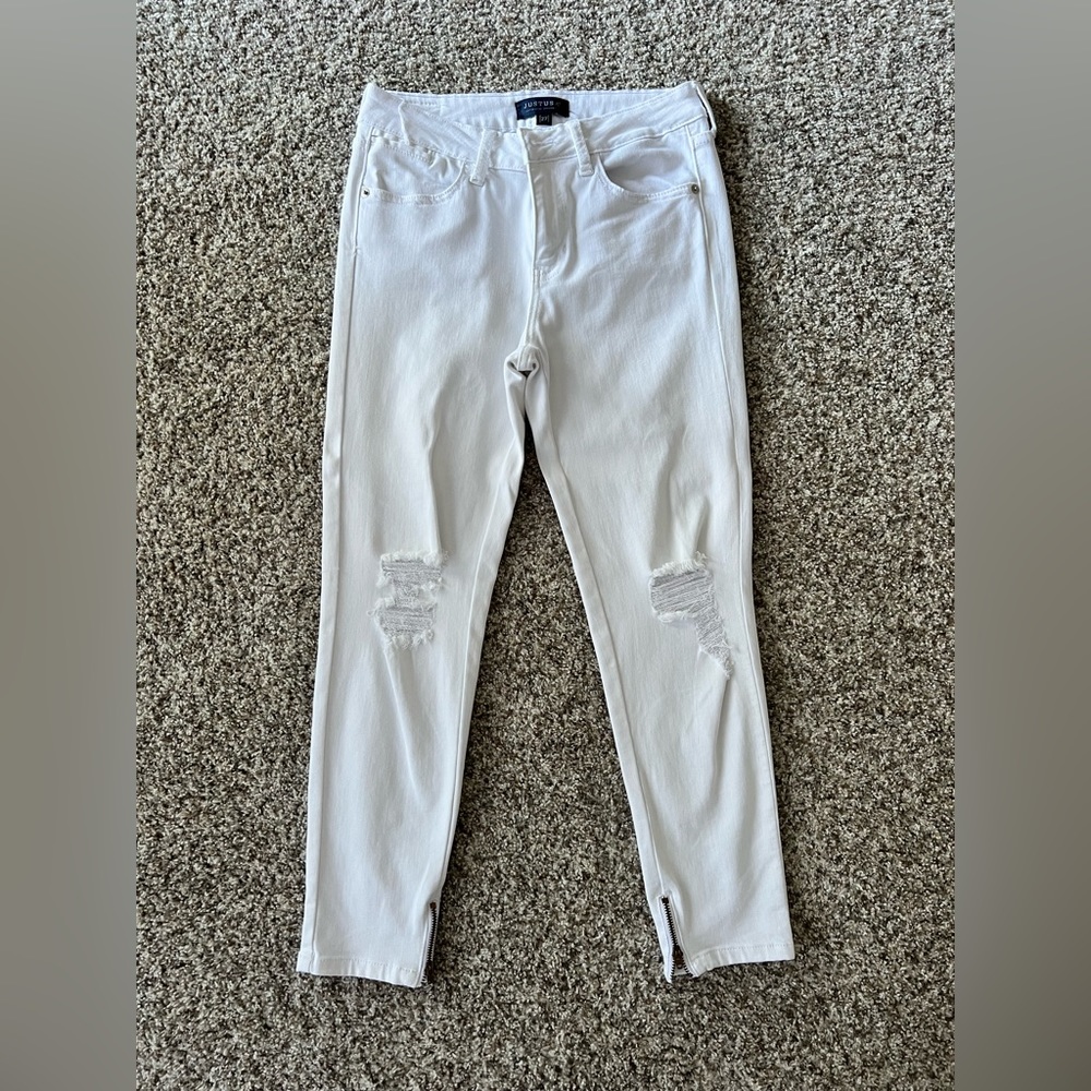 JUST USA white denim skinny pant with zip hem size 27